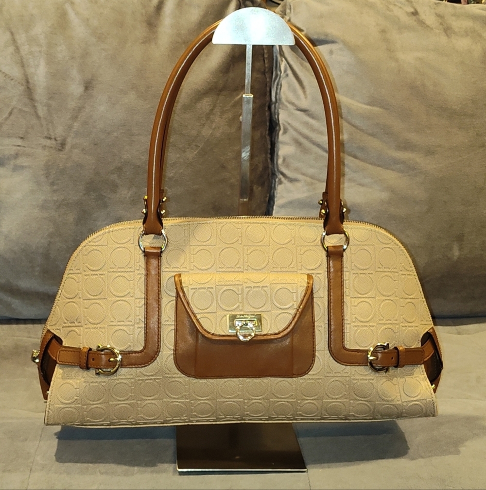 SALVATORE FERRAGAMO BEIGE & BROWN LEATHER GANCINI EMBOSSED LEATHER ZIP SATCHEL